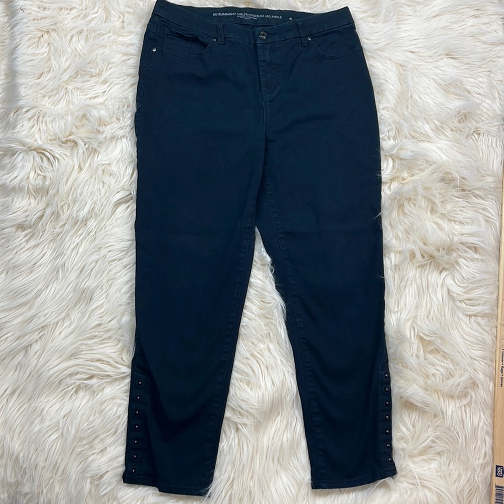 Chico’s So Slimming Girlfriend Slim Leg Ankle Women’s Jeans